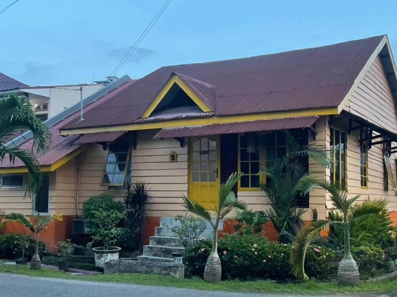 Rumah Panggung Jl. Pala